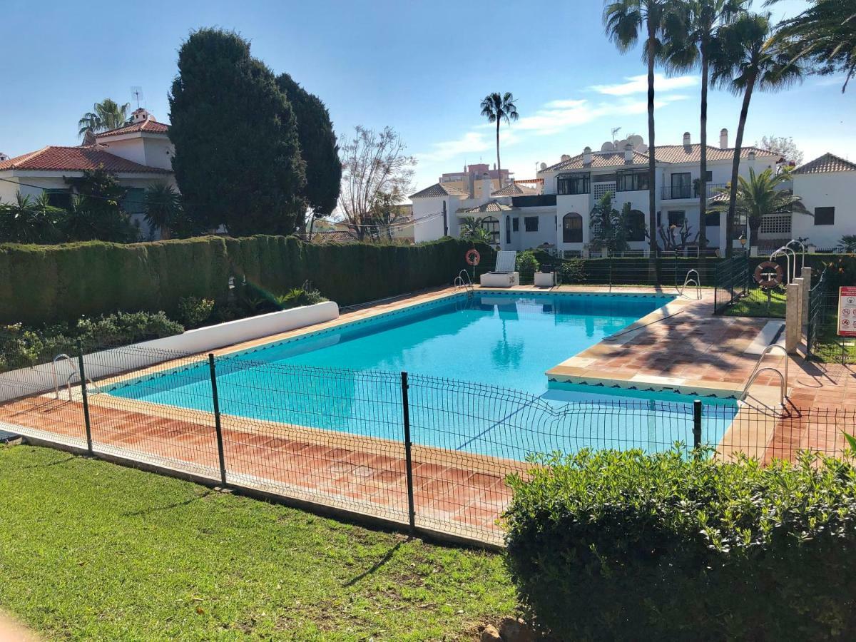 Luxury Dona Carlota Apartment Torremolinos Exterior photo