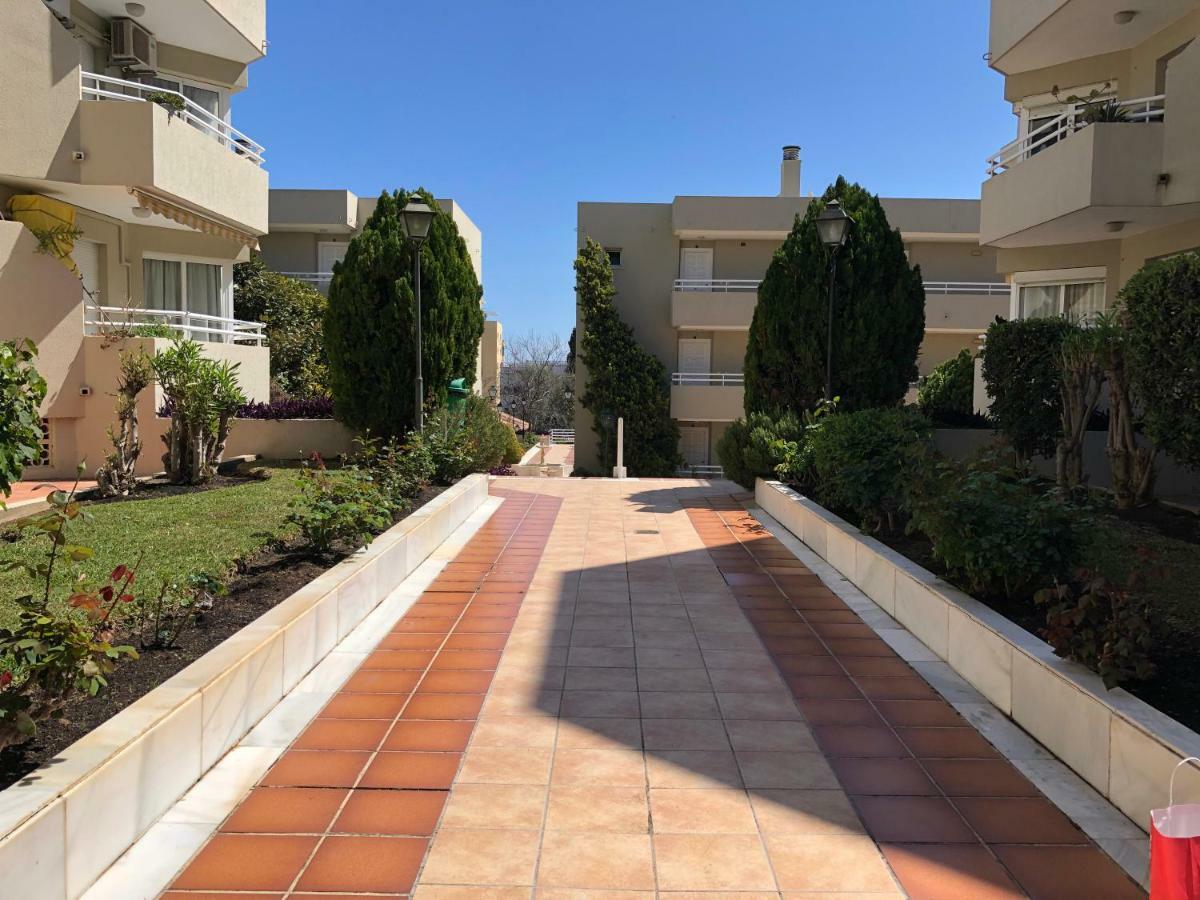 Luxury Dona Carlota Apartment Torremolinos Exterior photo